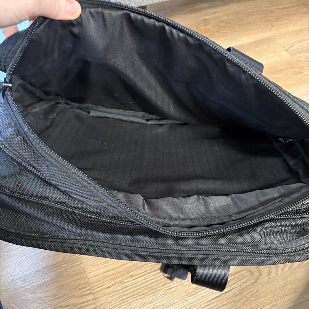 Tumi Alpha Briefcase Ballistic Laptop Bag Black Nylon Expandable 26141DH - Picture 6 of 11